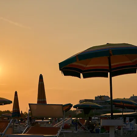 With Garden In A Quiet Place 500m From The Sea Bibione