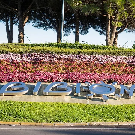 With Garden In A Quiet Place 500m From The Sea Apartment *