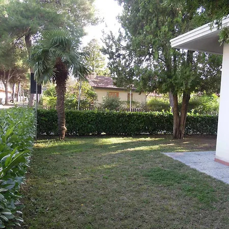 Peaceful With Garden 500mt From The Sea Μπιμπιόνε